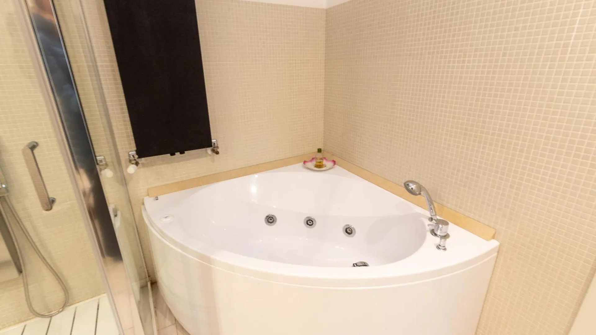 Apartment Realkasa Urbana Luxury Apt Bologna