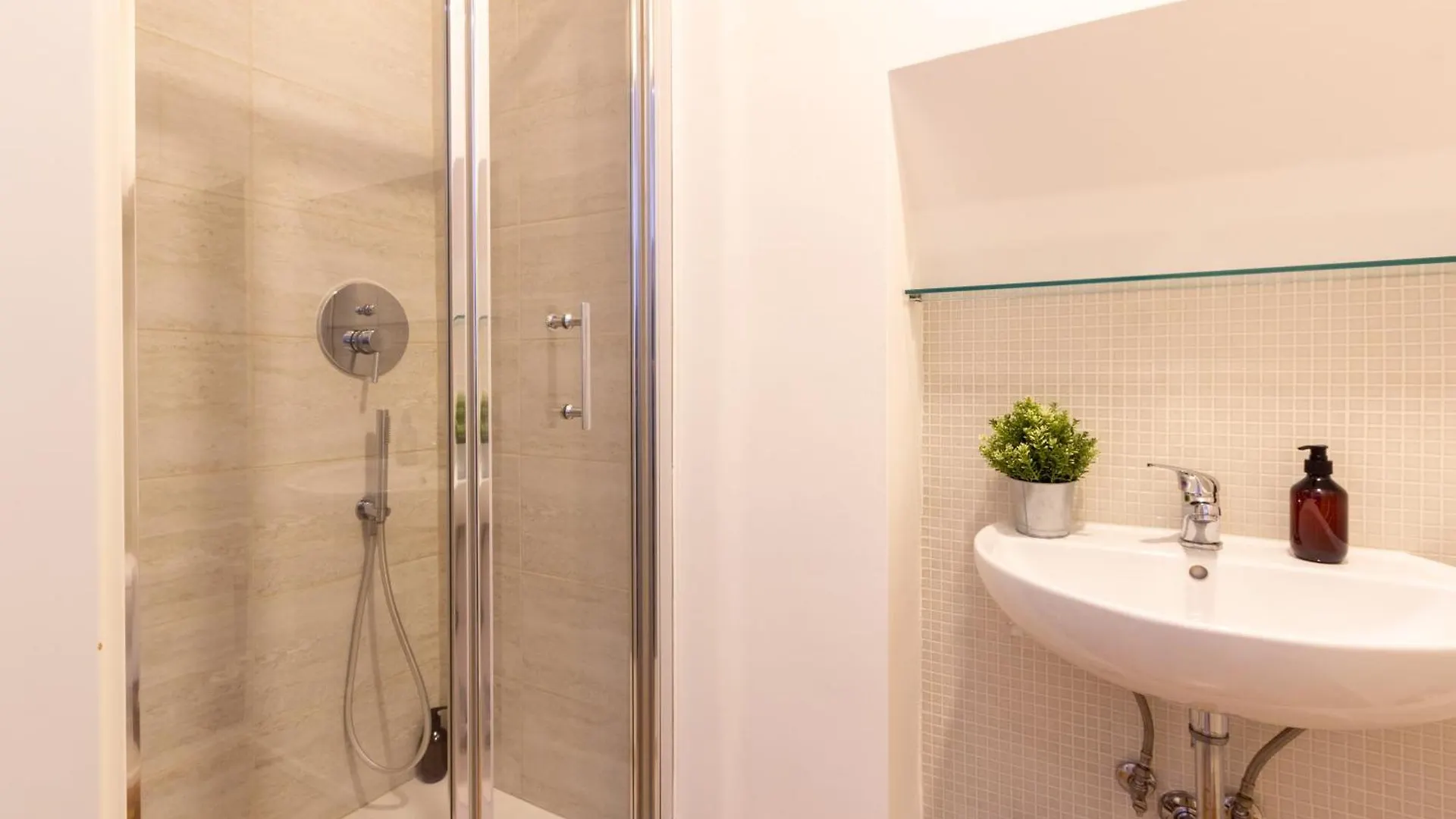 Realkasa Urbana Luxury Apt Bologna