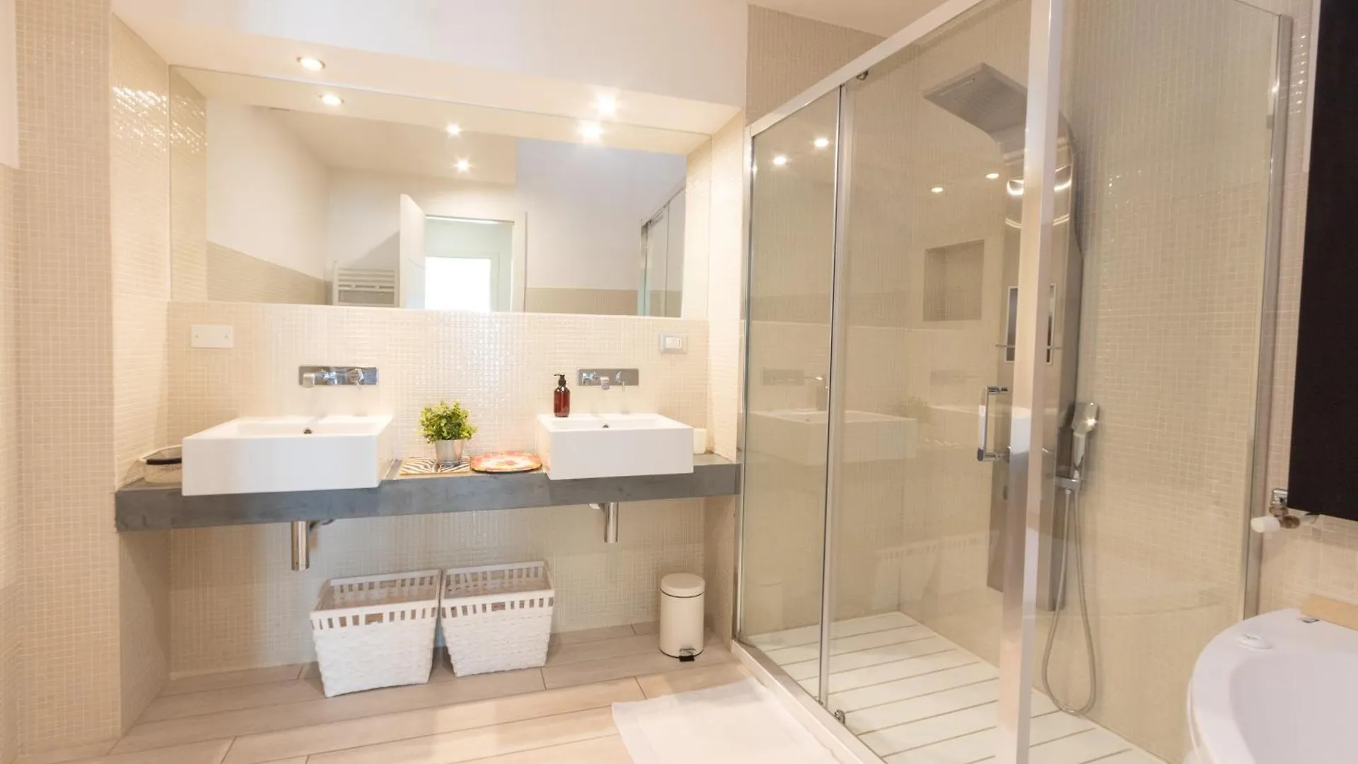Realkasa Urbana Luxury Apt Bologna
