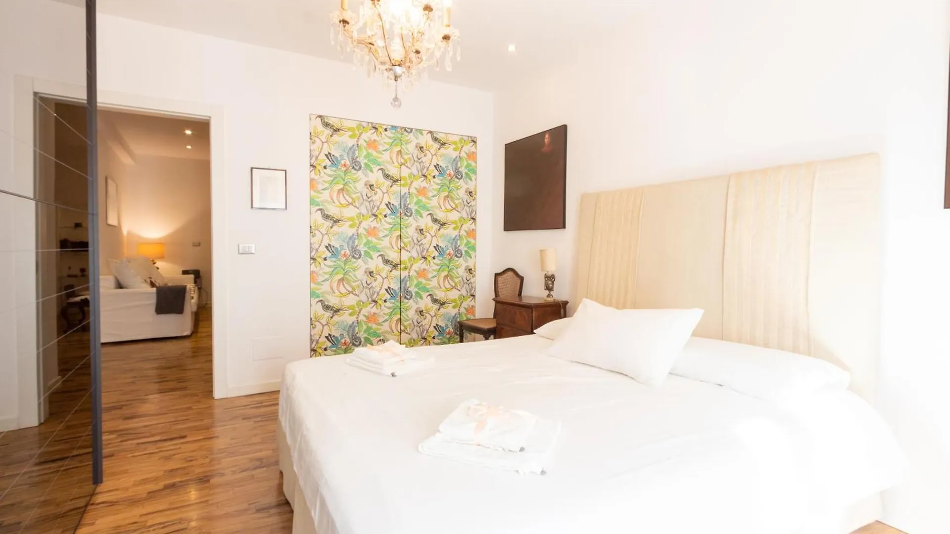 Apartment Realkasa Urbana Luxury Apt Bologna Italy